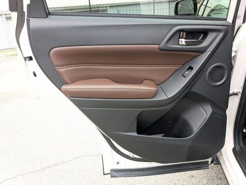 Used 2018 Subaru Forester 2.5i Touring w/ Popular Package #3B image 35