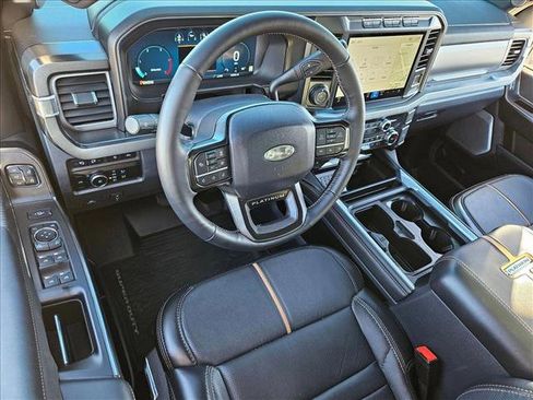 Used 2024 Ford F450 Platinum w/ FX4 Off-Road Package image 9