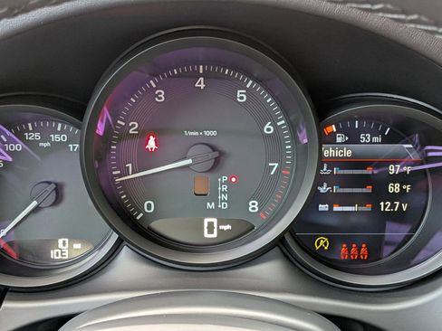 New 2026 Porsche Macan image 17