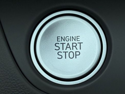 New 2026 Hyundai Elantra Sport FWD image 17