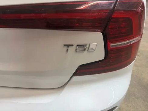 Used 2021 Volvo S60 T5 R-Design FWD image 15