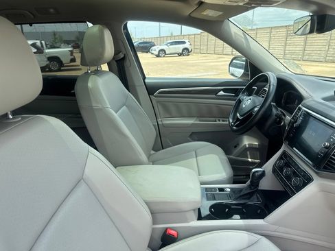 Used 2020 Volkswagen Atlas SEL FWD image 28