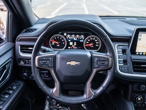 Used 2021 Chevrolet Suburban High Country w/ Premium Package image 29