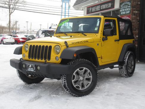 Used 2015 Jeep Wrangler Rubicon w/ Power Convenience Group image 28