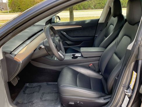 Used 2022 Tesla Model 3 Long Range image 32