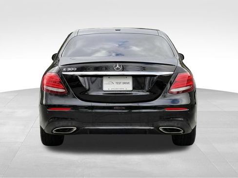 Used 2018 Mercedes-Benz E 300 E 300 image 4