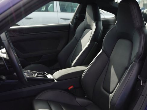 Used 2024 Porsche 911 Carrera GTS image 5