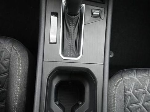 New 2026 Nissan Kicks SV w/ SV Premium Package AWD/4WD image 18