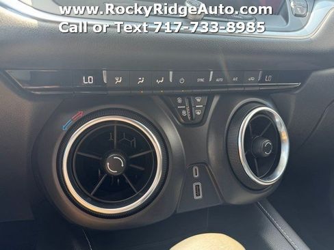 Used 2023 Chevrolet Blazer LT AWD/4WD image 16