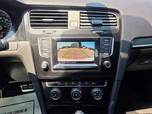 Used 2015 Volkswagen GTI S FWD image 19