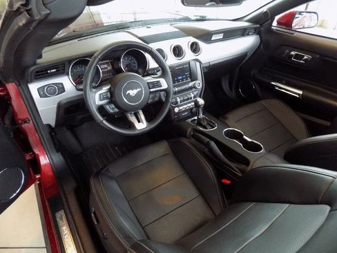 Used 2016 Ford Mustang GT Premium image 14