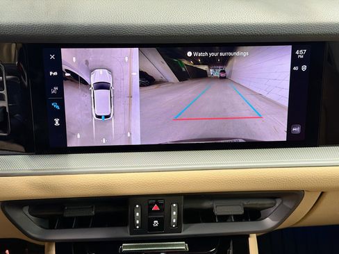 Used 2025 Porsche Cayenne image 32