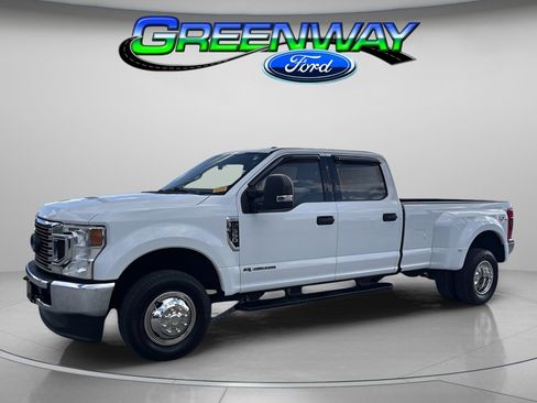 Used 2020 Ford F350 XLT image 1