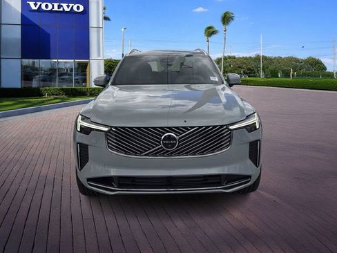 New 2026 Volvo XC90 T8 Plus w/ Protection Package Premier image 2