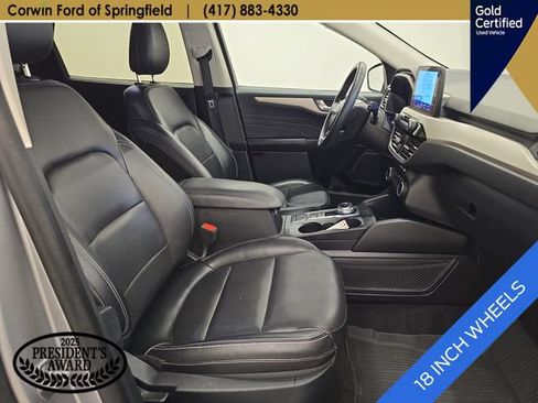 Certified 2022 Ford Escape SEL w/ Technology Package FWD image 10