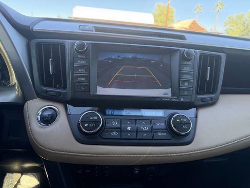 Used 2018 Toyota RAV4 Limited image 26