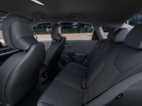 New 2026 Kia K4 LXS image 18