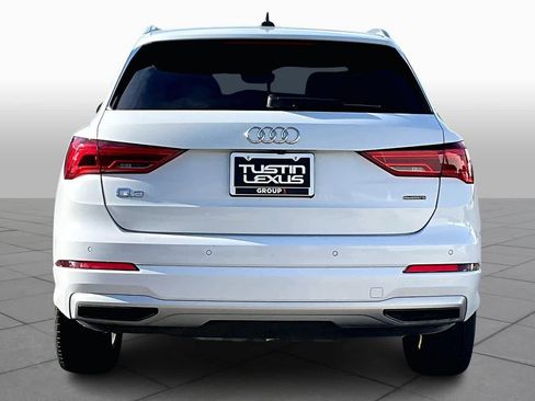 Used 2020 Audi Q3 2.0T Premium w/ Convenience Package image 4