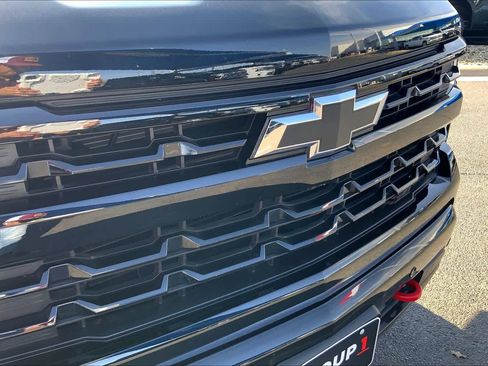 Used 2024 Chevrolet Silverado 1500 LT Trail Boss w/ Convenience Package II image 30
