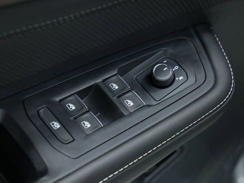 New 2026 Volkswagen Atlas SE FWD image 33