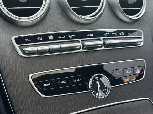 Used 2021 Mercedes-Benz C 300 C 300 image 24