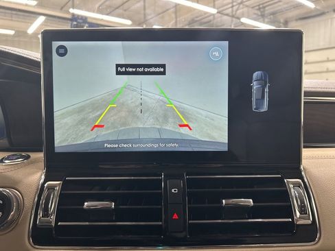 Used 2022 Lincoln Navigator Reserve image 22