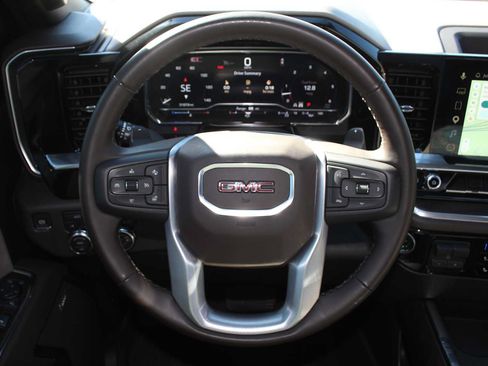 Used 2025 GMC Sierra 1500 SLT w/ SLT Premium Package AWD/4WD image 39