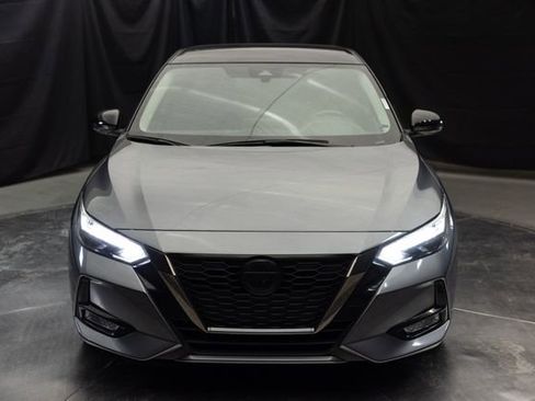 Used 2022 Nissan Sentra SR w/ Trunk Package FWD image 4