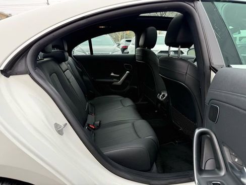 Used 2021 Mercedes-Benz CLA 250 4MATIC image 28