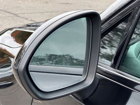 Used 2022 Buick Envision Essence w/ Sport Touring Package image 54