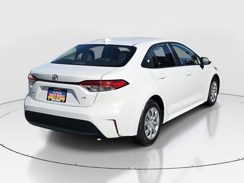 Used 2023 Toyota Corolla LE w/ Carpet Mat Package (TMS) FWD image 4