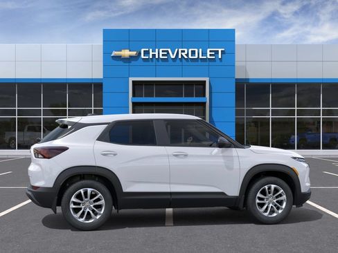 New 2026 Chevrolet TrailBlazer LS w/ LS Convenience Package AWD/4WD image 5