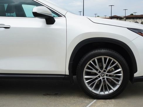 Used 2022 Lexus NX 350 AWD image 9