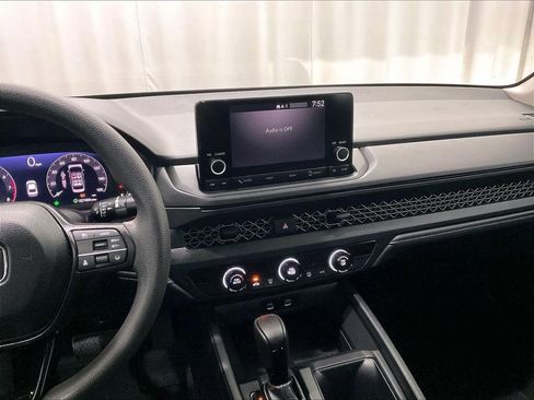 Used 2023 Honda Accord LX image 18