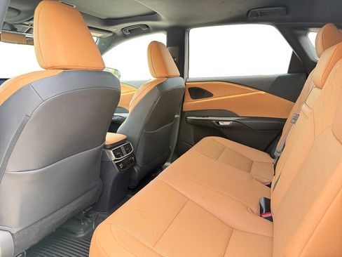 Used 2023 Lexus RX 350 Premium w/ Accessory Package AWD/4WD image 11