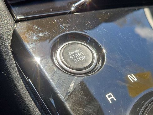 Used 2023 Kia Sportage EX AWD/4WD image 23