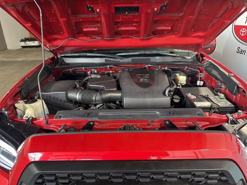 Used 2016 Toyota Tacoma SR image 50