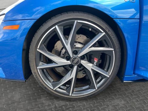 Used 2023 Audi R8 V10 performance RWD image 41