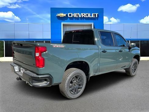 New 2026 Chevrolet Silverado 1500 LT Trail Boss w/ Convenience Package II image 3