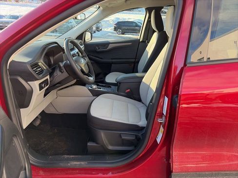Certified 2025 Ford Escape Active w/ Cold Weather Package image 10