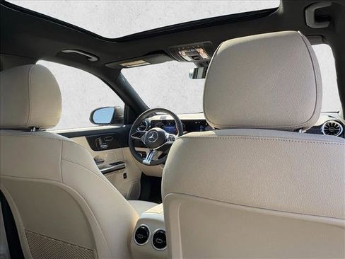 New 2026 Mercedes-Benz GLA 250 image 19