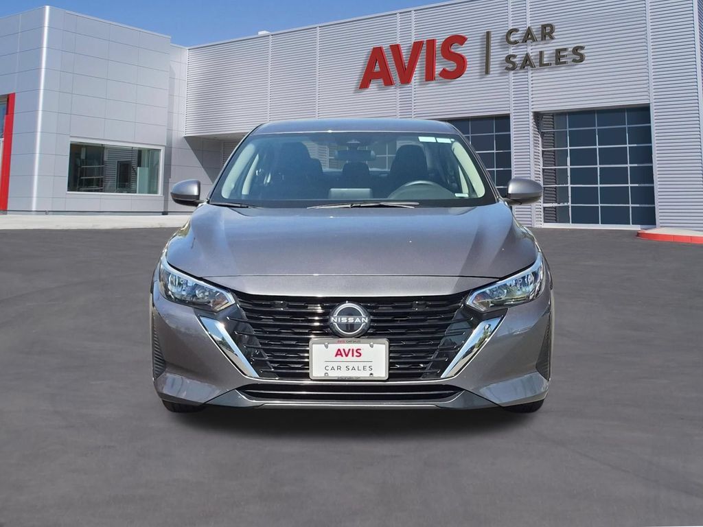 Used 2025 Nissan Sentra SV FWD image 2