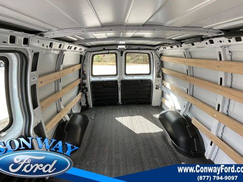 Used 2024 GMC Savana 2500 w/ Driver Convenience Package image 34