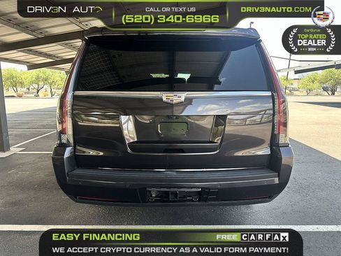 Used 2017 Cadillac Escalade ESV Premium Luxury AWD/4WD image 6