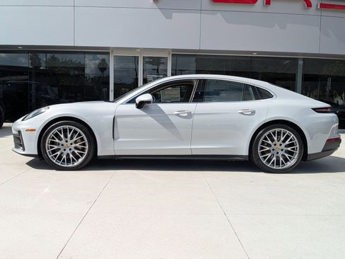 New 2026 Porsche Panamera image 2