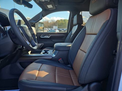 New 2026 Chevrolet Silverado 3500 High Country w/ High Country Premium Package image 16