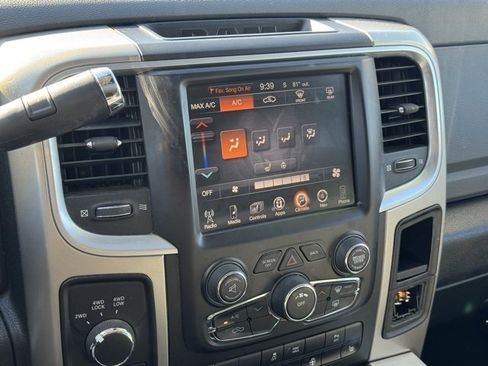 Used 2015 RAM 2500 Big Horn image 30