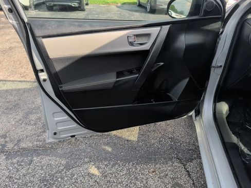 Used 2017 Toyota Corolla L FWD image 14