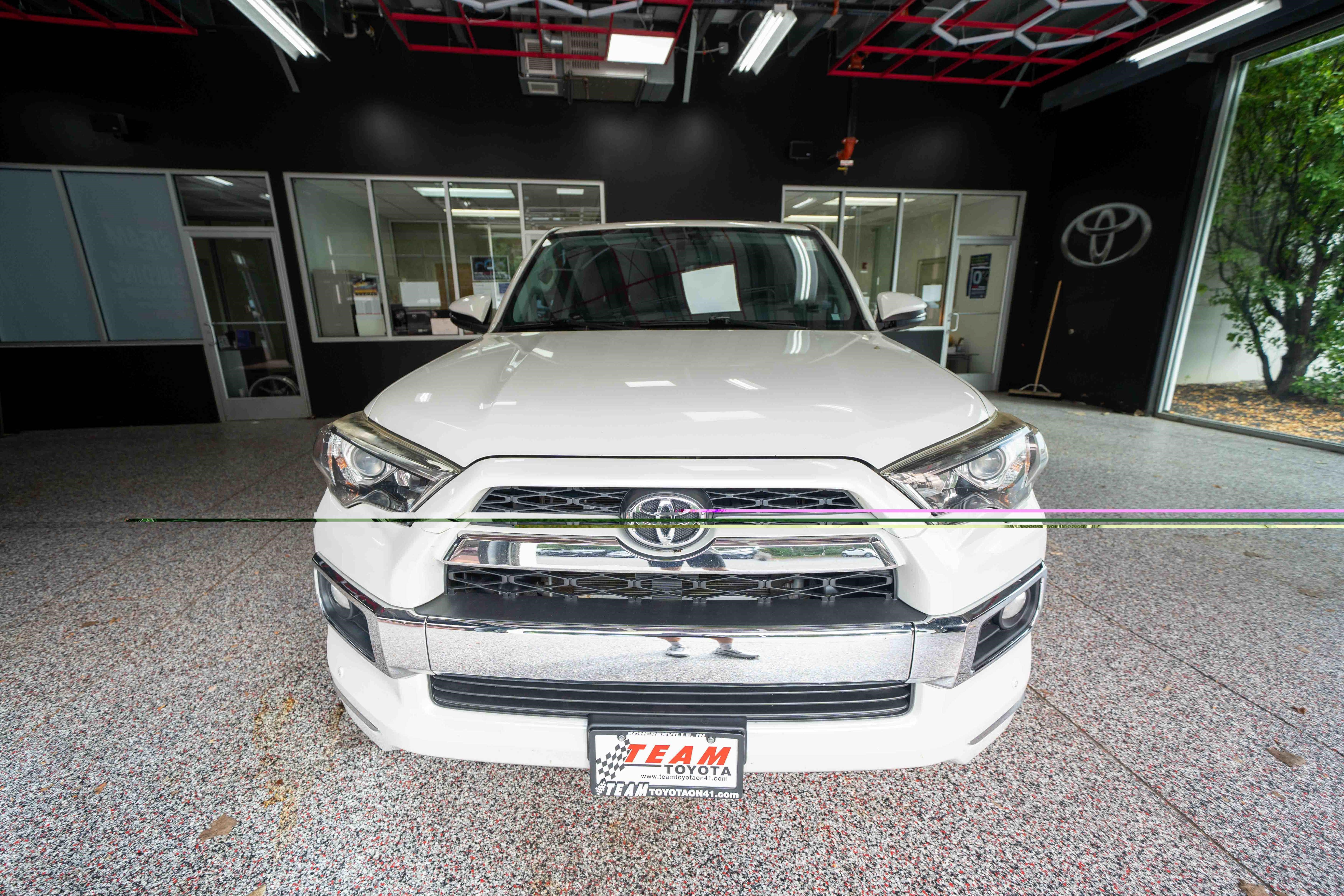 Used 2015 Toyota 4Runner Limited AWD/4WD image 6