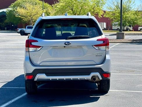 Used 2023 Subaru Forester Touring image 6